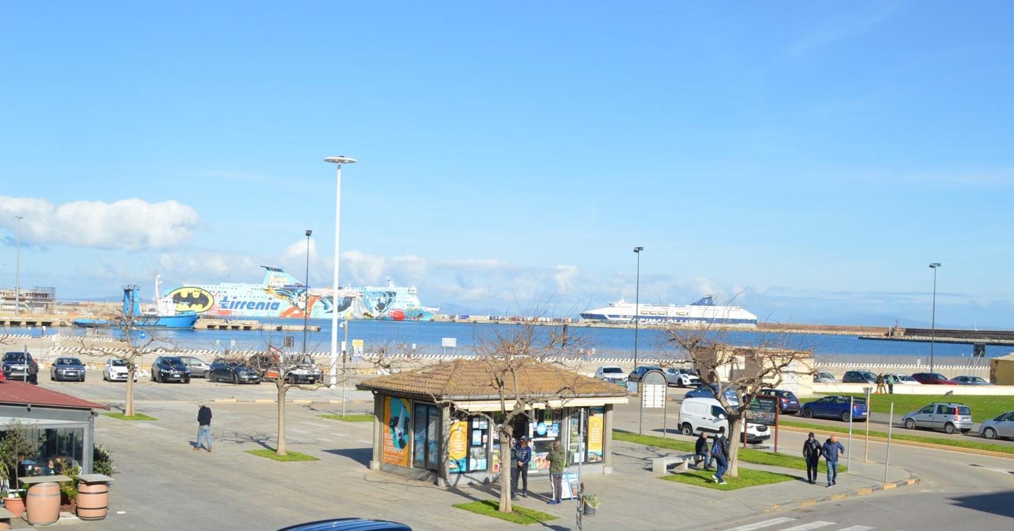 La Rada Appartement Porto Torres Buitenkant foto